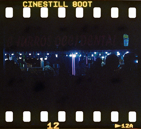 13 Iván Ortíz - Cinestill 800T por Arca Film Lab (Agosto 2024) - Rollo 0279