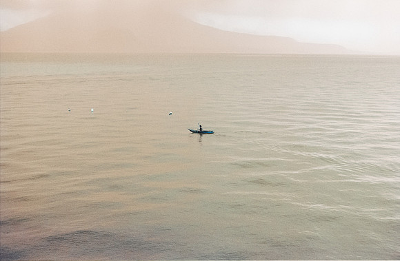02 Jasmin Bouchard - Lomography Turquoise por Arca Film Lab (Octubre 2024) - Rollo 0403