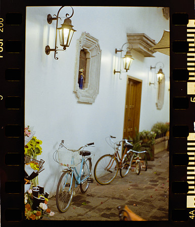 05 Ronald Ottoniel - Fujifilm 200 por Arca Film Lab (Mayo 2024) - Rollo 0089