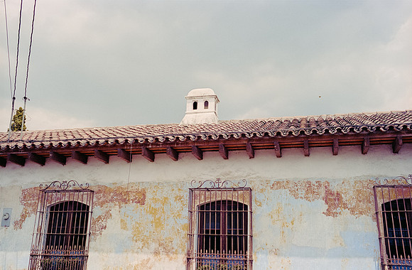 06 Luis Felipe Rodríguez - Kodak Portra 400 por Arca Film Lab (Mayo 2025) - Rollo 1093