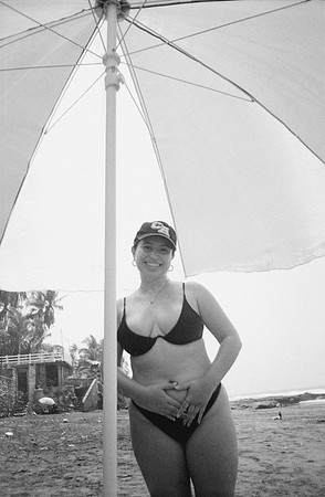 03 Desirée Argueta - Fujifilm Acros 100 por Arca Film Lab (Enero 2025) - Rollo 0571