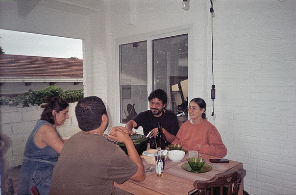 04 Rodrigo Cano - Fujifilm 200 por Arca Film Lab (Julio 2024) - Rollo 0178