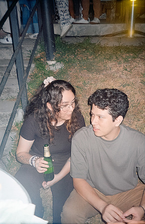 28 Mauricio Salguero - Kodak ProImage 100 por Arca Film Lab (Septiembre 2024) - Rollo 0354