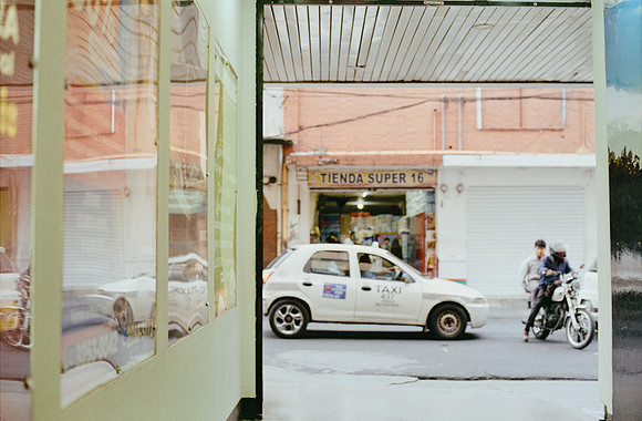 04 Elliot Morales - Kodak Gold 200 por Arca Film Lab (Febrero 2025) - Rollo 0785