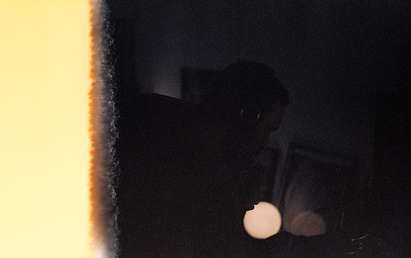 01 Andrés Molina - Fujifilm Eterna Vivid 160T por Arca Film Lab (Octubre 2024) - Rollo 0410