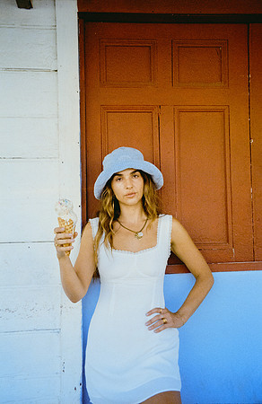 31 Tatjana Mair - Kodak ProImage 100 por Arca Film Lab (Abril 2025) - Rollo 0904