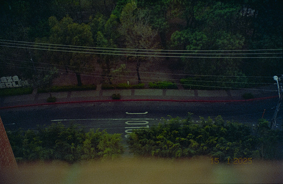 06 Mia Yun - Lomography 400 por Arca Film Lab (Febrero 2025) - Rollo 0740