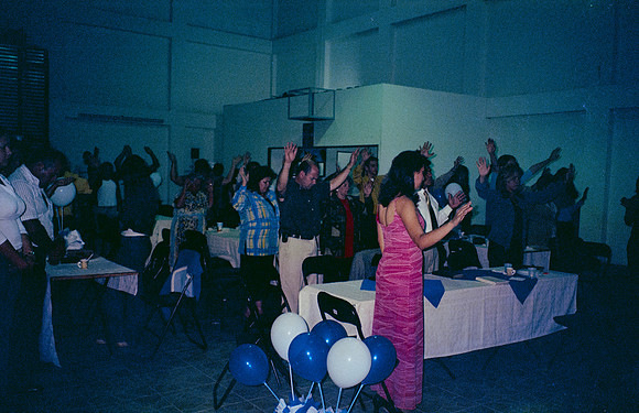 08 Caleb Rodríguez - Fujifilm Superia XTRA 400 por Arca Film Lab (Enero 2025) - Rollo 0585