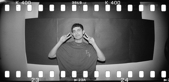 08 Mauricio Salguero - Kentmere Pan 400 por Arca Film Lab (Junio 2025) - Rollo 1125