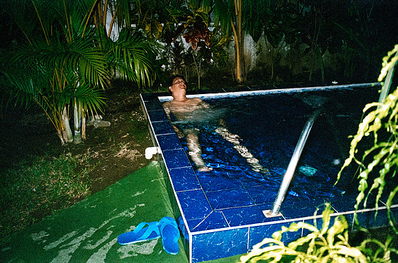 13 Caleb Rodríguez - Kodak Ultra 400 por Arca Film Lab (Enero 2025) - Rollo 0578