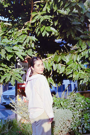 17 Andrés Cux - Fujifilm 400 por Arca Film Lab (Abril 2024)