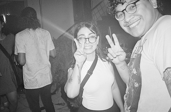 14 Tato Pernillo Ilford XP2 400 - Arca Film Lab (Junio 2025) por - Rollo 1151