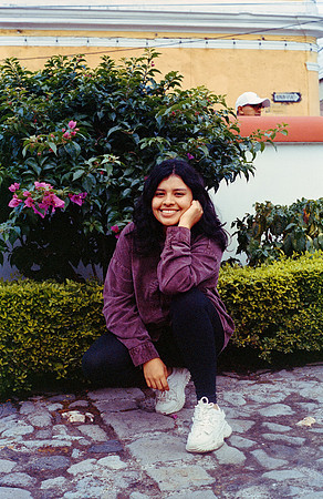 08 Sofía Ramos - Kodak Portra 400 por Arca Film Lab (Noviembre 2024) - Rollo 0455