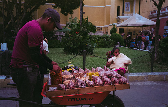 09 Todd Morales - Fujifilm 400 por Arca Film Lab (Agosto 2024) - Rollo 0229