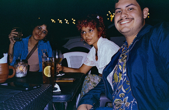 18 Mariana Cabrera - Fujifilm 400 por Arca Film Lab (Enero 2025) - Rollo 0568