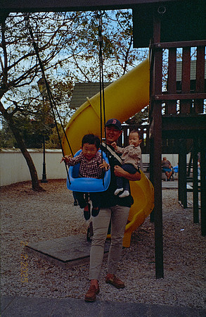 32 Mia Yun - Lomography 400 por Arca Film Lab (Febrero 2025) - Rollo 0740