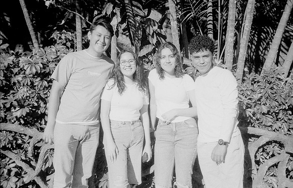 15 Kristel Calderón - Kentmere Pan 400 por Arca Film Lab (Enero 2025) - Rollo 0640