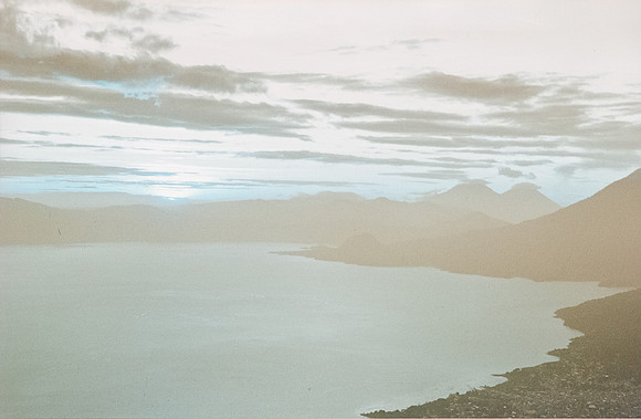 17 Jasmin Bouchard - Lomography Turquoise por Arca Film Lab (Octubre 2024) - Rollo 0403