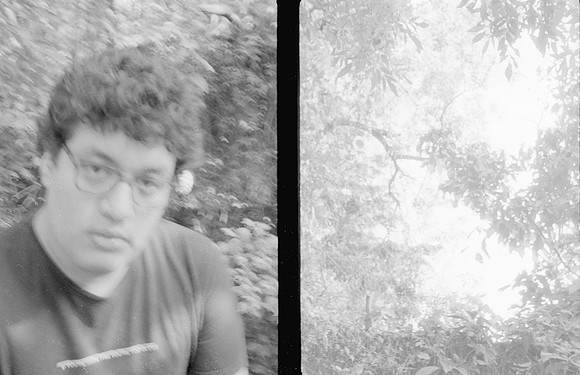 30 Natalia Mendoza - Kentmere Pan 400 por Arca Film Lab (Enero 2025) - Rollo 0696