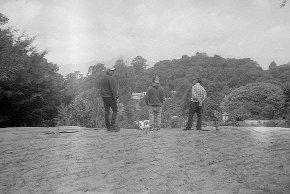 02 Mónica Minondo - Ilford HP5 Plus 400 por Arca Film Lab (Abril 2024)