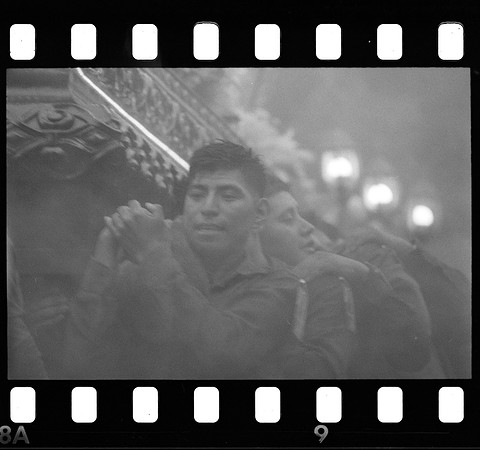 16 Ronald Ottoniel - Kentmere Pan 400 por Arca Film Lab (Abril 2025) - Rollo 0979