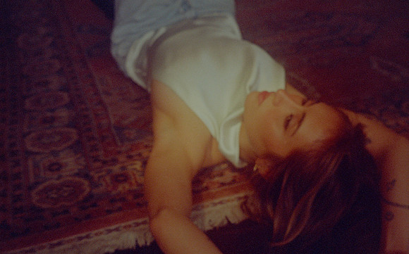 18 Vivian Kotouch - Lomography 400 por Arca Film Lab (Octubre 2024) - Rollo 0417