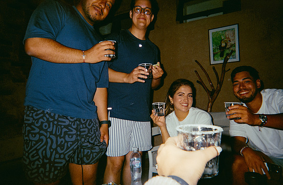10 María José Matute - Fujifilm 400 por Arca Film Lab (Mayo 2025) - Rollo 1028