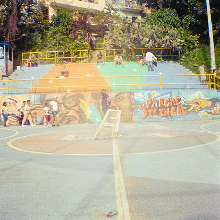 17 Luis González - Fujifilm 400 por Arca Film Lab (Febrero 2025) - Rollo 0747