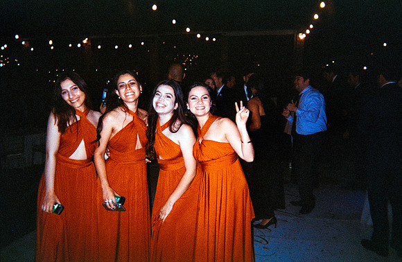 13 Rodrigo Flores - Fujifilm 400 por Arca Film Lab (Junio 2024) - Rollo 0097
