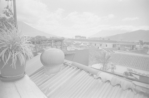 26 Rafael Ortíz - Ilford HP5+ 400 por Arca Film Lab (Octubre 2024) - Rollo 0400