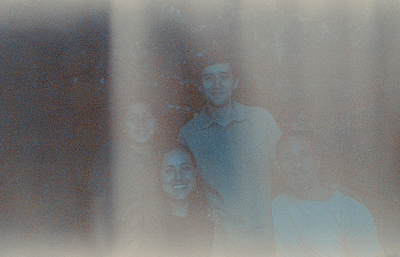 19 Lucía Paíz - Kodak Gold 1600 por Arca Film Lab (Mayo 2025) - Rollo 1047