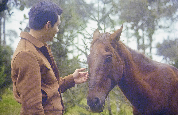 20 Andrés Mazariegos - Kodak Ultramax 400 por Arca Film Lab (Noviembre 2024) - Rollo 0517