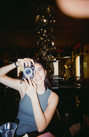 16 Jackie Tellez - Kodak 800 por Arca Film Lab (Marzo 2025) - Rollo 0855