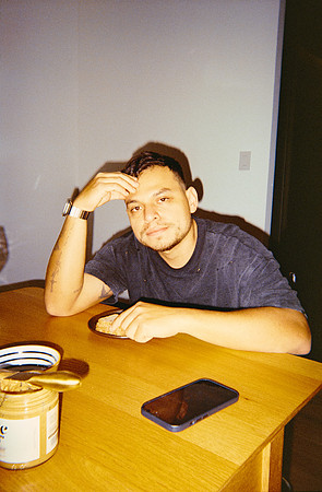 05 Lowsan Melgar - Fujifilm 400 por Arca Film Lab (Febrero 2025) - Rollo 0880