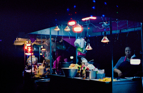 27 Carlos Castro - Cinestill 800T por Arca Film Lab (Enero 2025) - Rollo 0592
