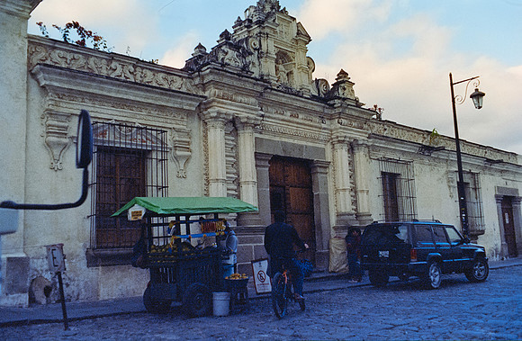 20 Fritz Pinnow - Cinestill 800T por Arca Film Lab (Diciembre 2024) - Rollo 0547