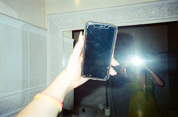 19 Mariana Vargas - Fujifilm 400 por Arca Film Lab (Mayo 2025) - Rollo 1060