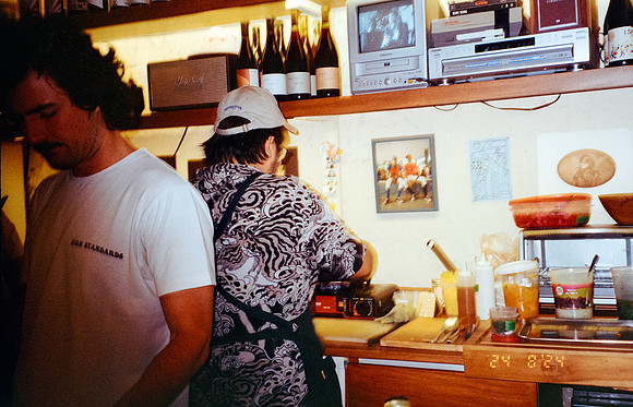 09 Rodrigo Cano- Fujifilm 200 por Arca Film Lab (Septiembre 2024) - Septiembre 2024 - Rollo 0321