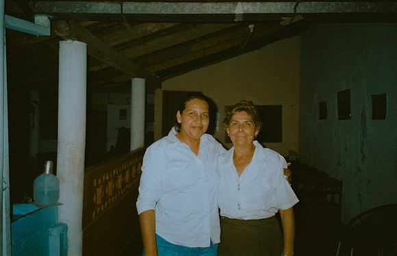 27 Caleb Rodríguez - Kodak Gold 100 por Arca Film Lab (Enero 2025) - Rollo 0583