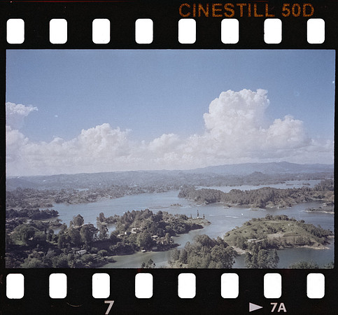 11 David Santiago - Cinestill 50D por Arca Film Lab (Febrero 2025) - Rollo 0704