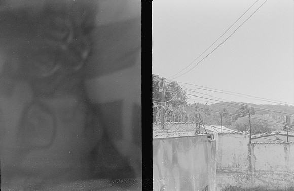 09 Natalia Mendoza - Kentmere Pan 400 por Arca Film Lab (Enero 2025) - Rollo 0696