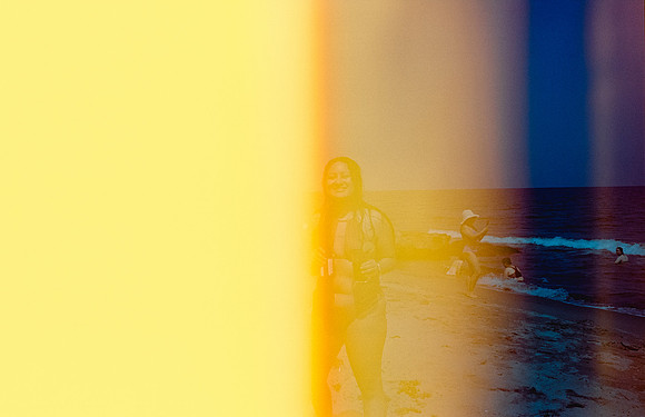 03 Kristel Calderón - Lomography 400 por Arca Film Lab (Agosto 2024) - Rollo 0290