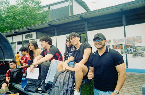 17 Edgardo Laguardia - Kodak Gold 200 por Arca Film Lab (Marzo 2025) - Rollo 0809