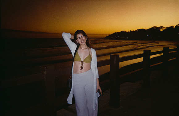 04 Jackie Tellez - Kodak 800 por Arca Film Lab (Marzo 2025) - Rollo 0855