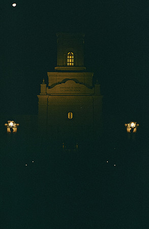 37 Marco Arriola - Fujifilm 200 por Arca Film Lab (Mayo 2025) - Rollo 1086