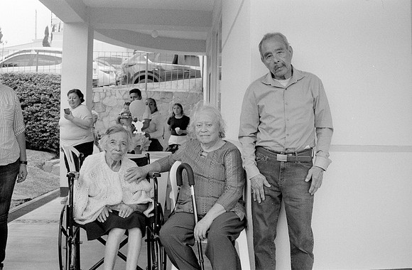 36 Fernando Peña - Ilford HP5+ 400 por Arca Film Lab (Enero 2025) - Rollo 0701