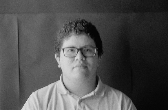04 Mariana Cabrera - Kentmere Pan 400 por Arca Film Lab (Junio 2025) - Rollo 1130