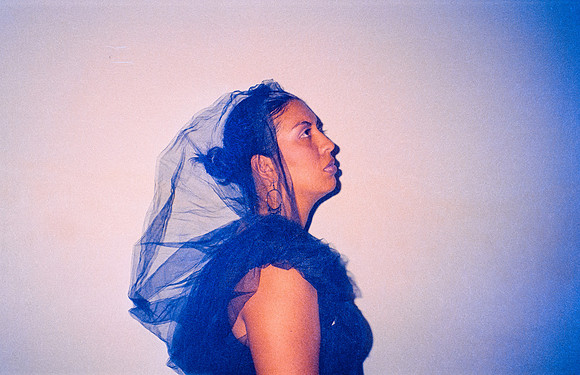 12 Caleb Rodríguez - Kodak 400 Max por Arca Film Lab (Enero 2025) - Rollo 0581