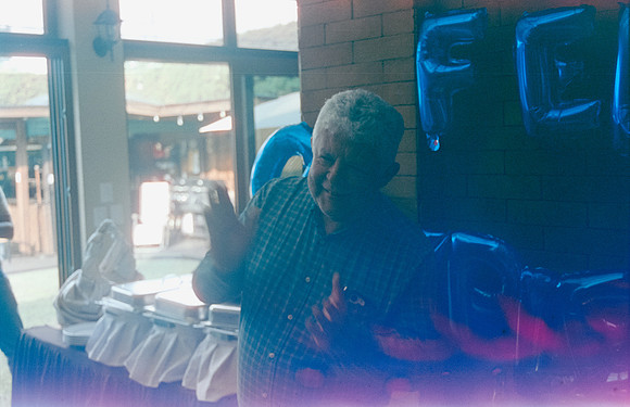 13 Jorge Mena - Cinestill 400D por Arca Film Lab (Mayo 2025) - Rollo 1039