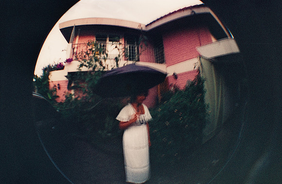 05 Natalia Mendoza - Harman Phoenix 200 por Arca Film Lab (Abril 2025) - Rollo 0929